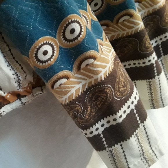 Colorful geometric design v-neck tunic top (T-252) - Picture 5 of 6